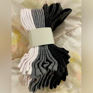 Vince camuto socks 9 pairs brand new! Listing for very cheap for spring cheaning